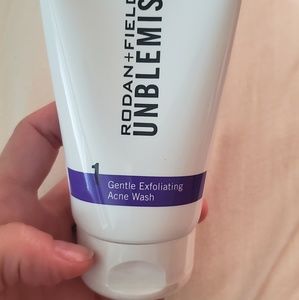 Rodan and Fields Unblemish step 1 (new formula)
